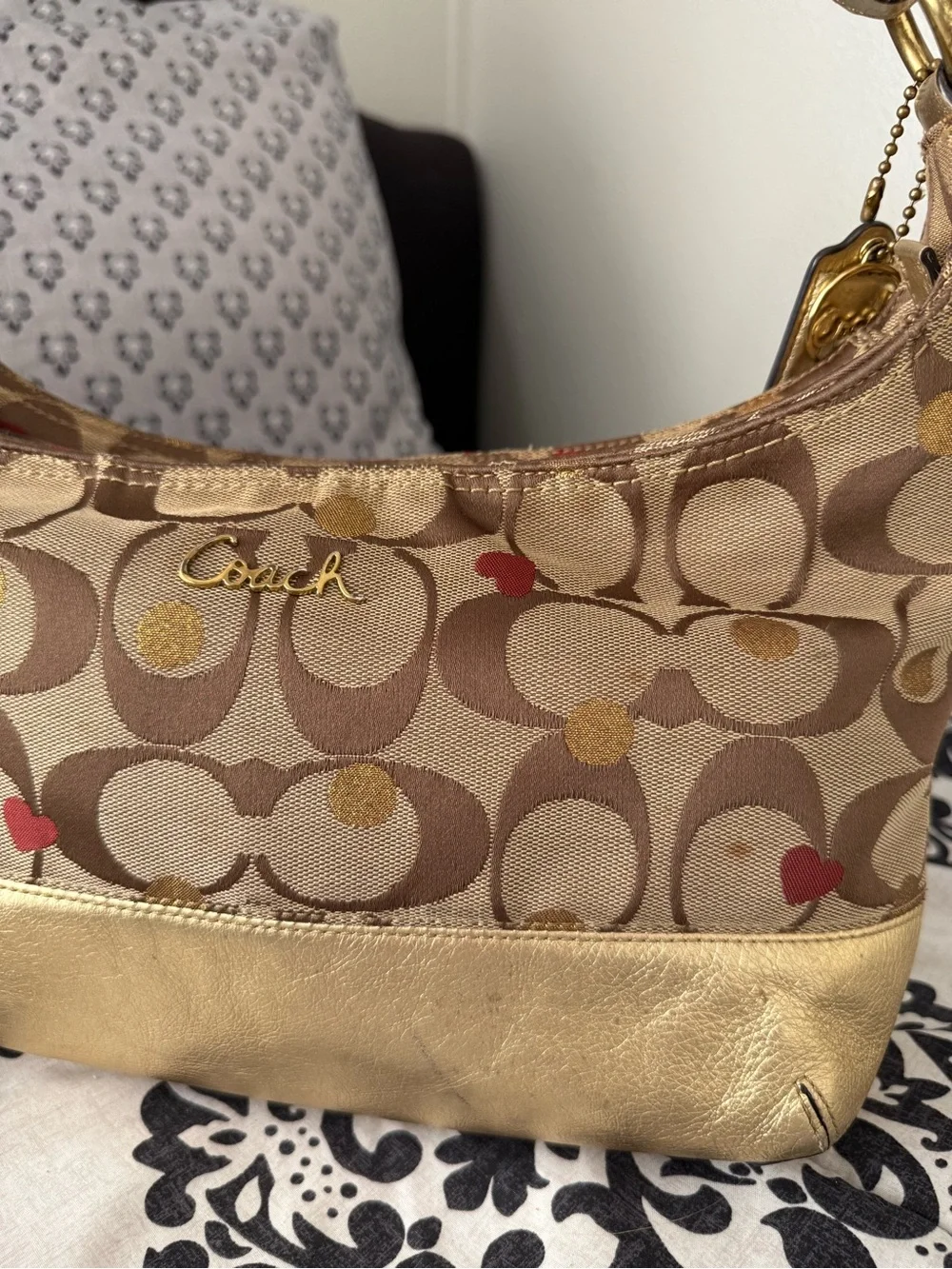Rare Vintage Coach Heritage Signature Hearts Hobo Bag F18884 ❤️💛